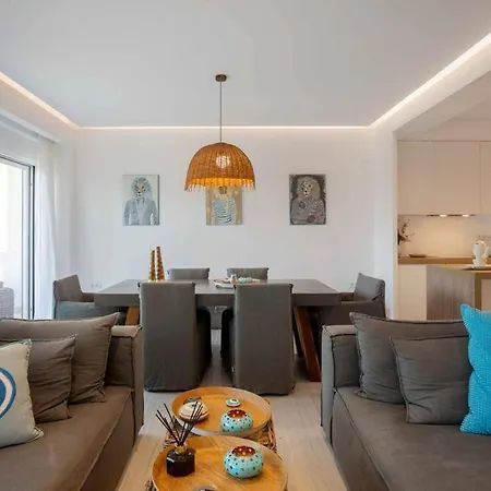 Apartment Charming 1 Bedroom In Voula Centre. Athens